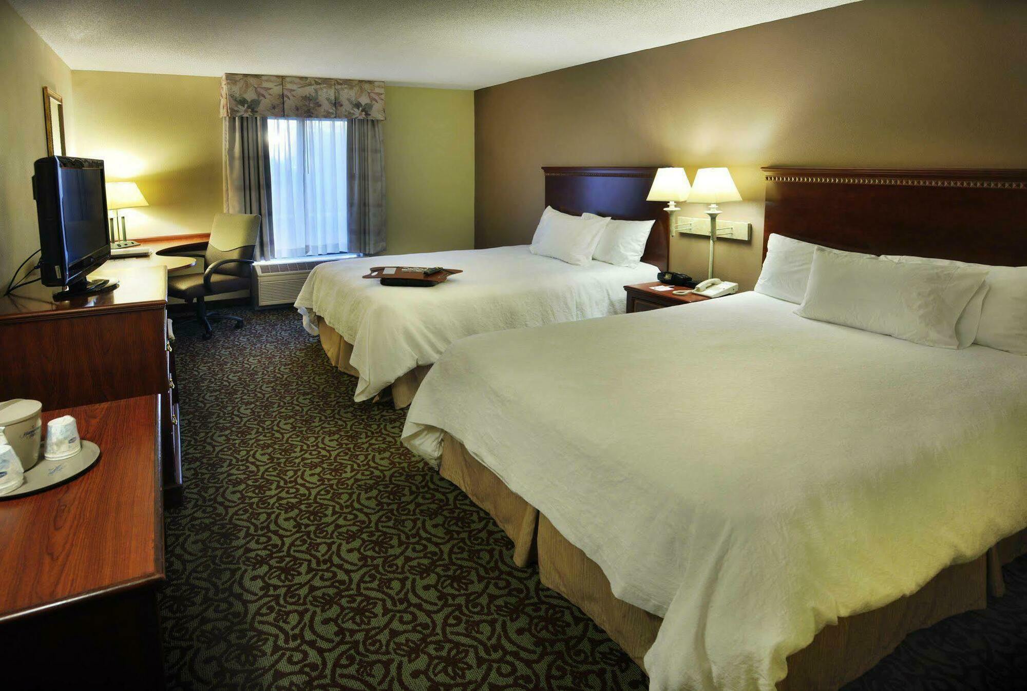 Hampton Inn Gallatin Exterior photo